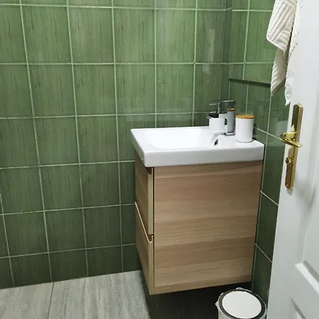 алба Semesterbostad *